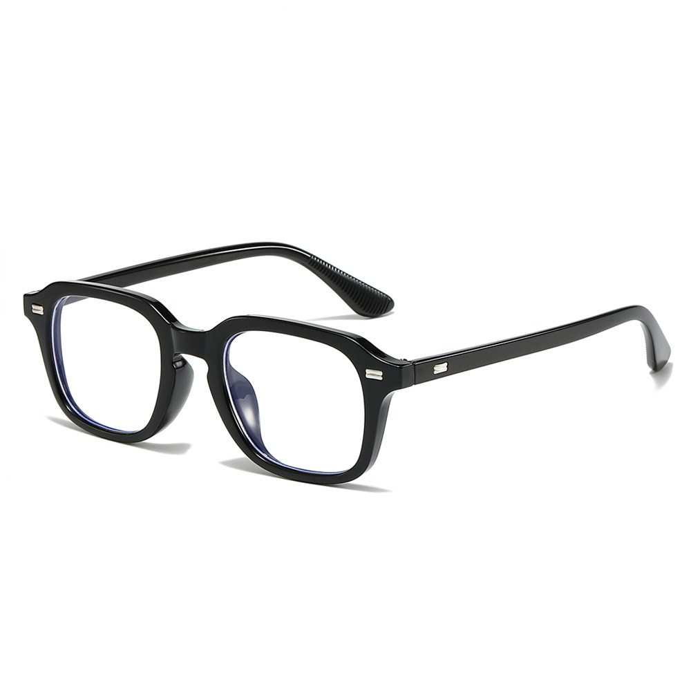 Korean Men Lifestyle - Korean-style fashionable retro square rivet decorated